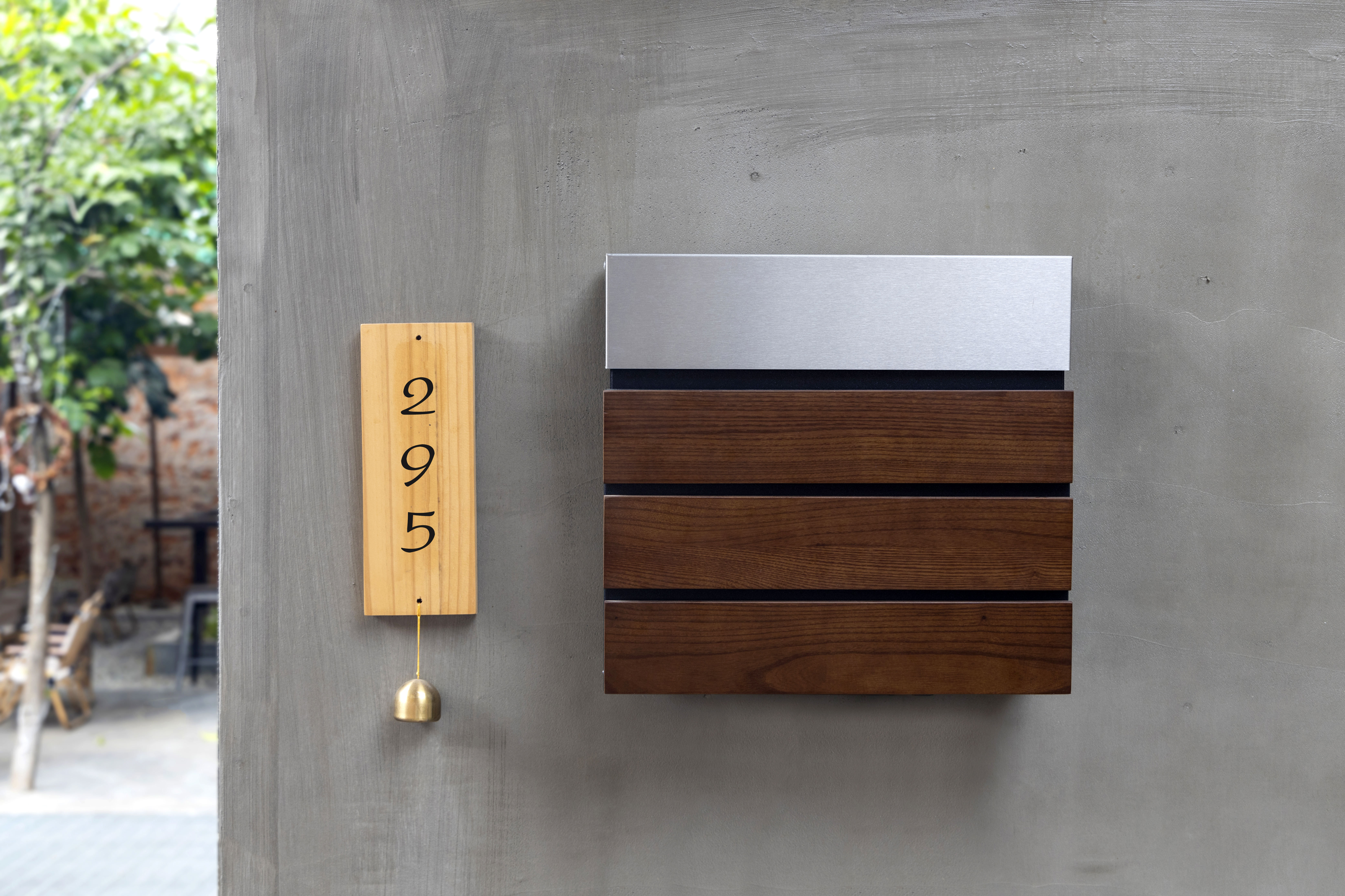 アパートコンプレックスのメールボックス